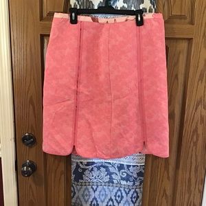 💚3/$25 Bandolino size 16 pink scalloped skirt with raised flower and ribbon